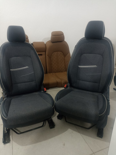 صندلی طعبی ماشین تویوتا (استوک)