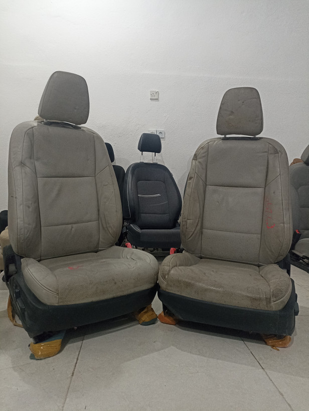 صندلی ماشین لکسوس es350 (استوک)