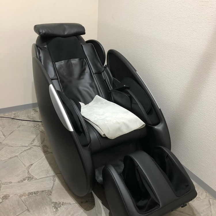 صندلی ماساژور فول بادی ترایو ژاپنی (استوک)