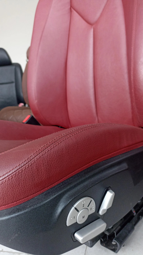 صندلی خلبانی خودرو بنز کروک