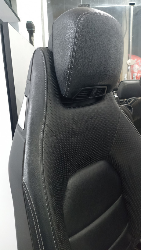 صندلی بنز CLA فول آپشن مشکی (استوک)