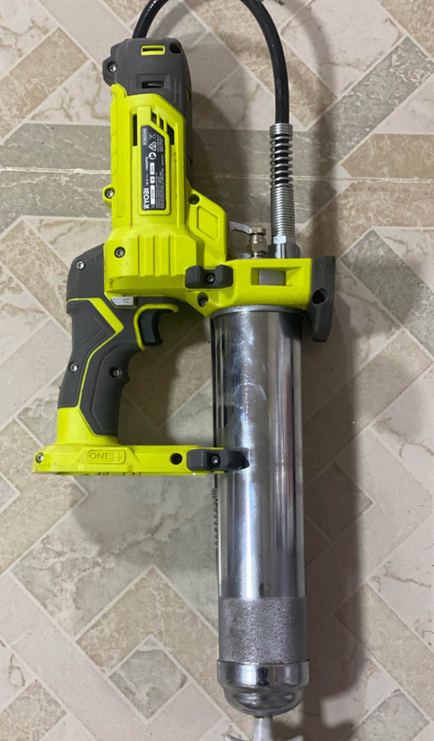 گریس پمپ شارژی ریوبی مدل R18GG450