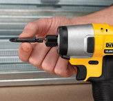 پیچگوشتی ضربهای شارژی لیتیوم DCF815 دیوالت